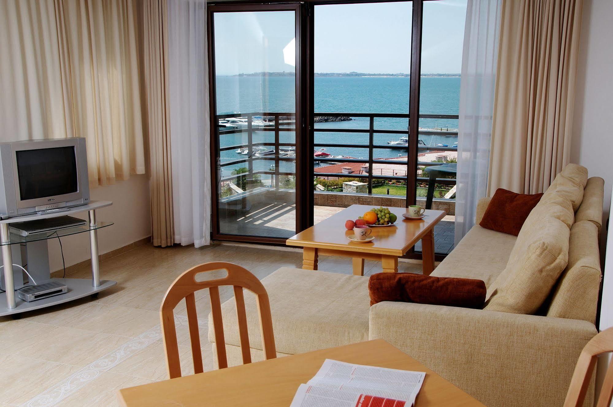 Diamond Apartments Sveti Vlas Exteriör bild
