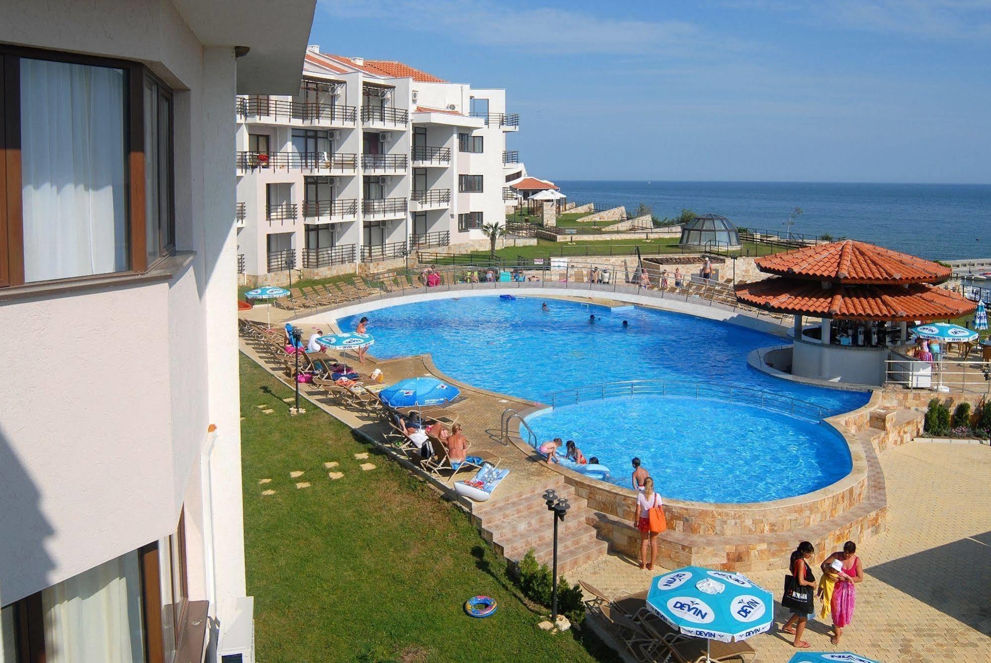 Diamond Apartments Sveti Vlas Exteriör bild