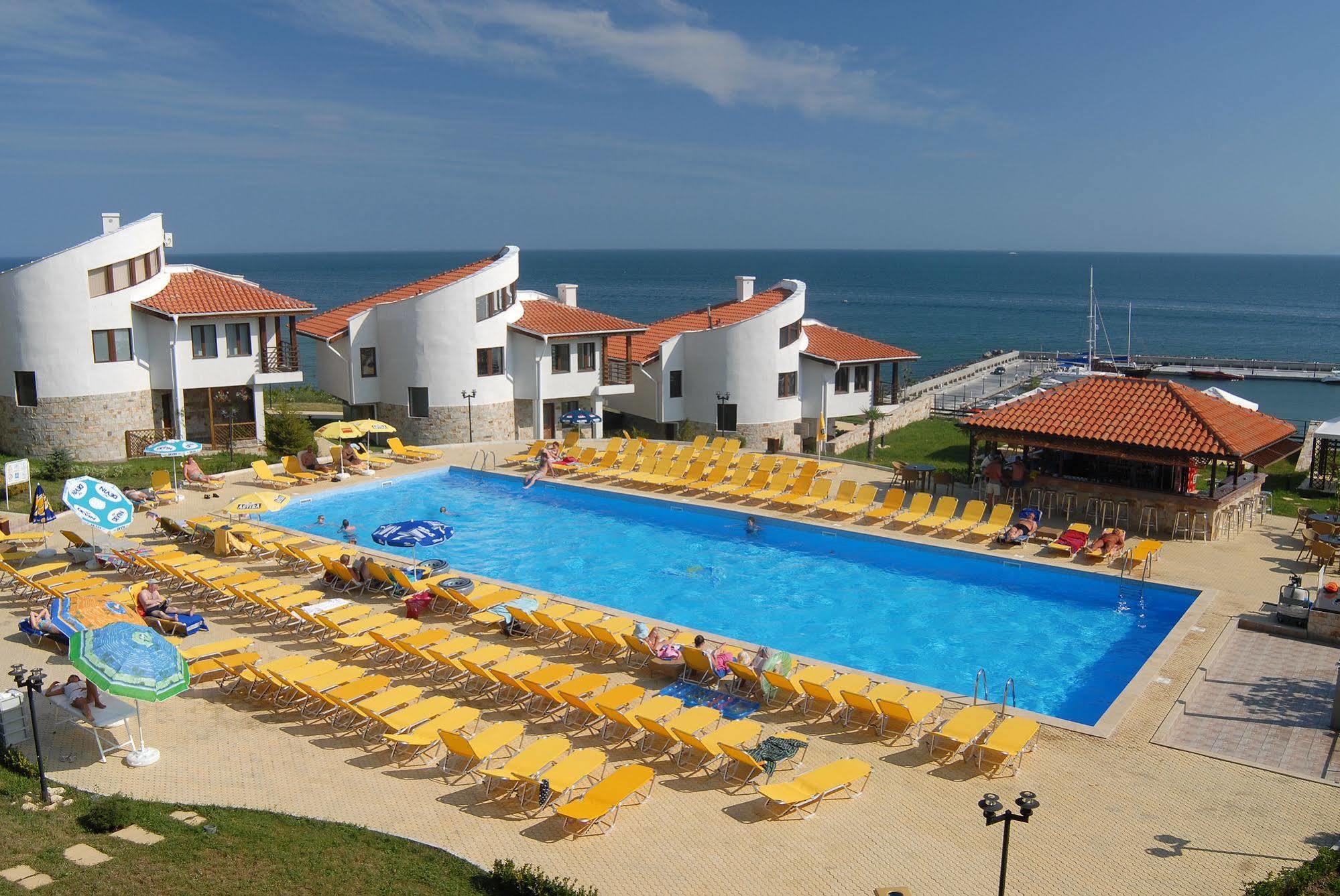 Diamond Apartments Sveti Vlas Exteriör bild